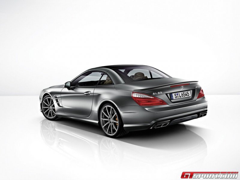 Mercedes-Benz подготовил подарок к 45-летию AMG